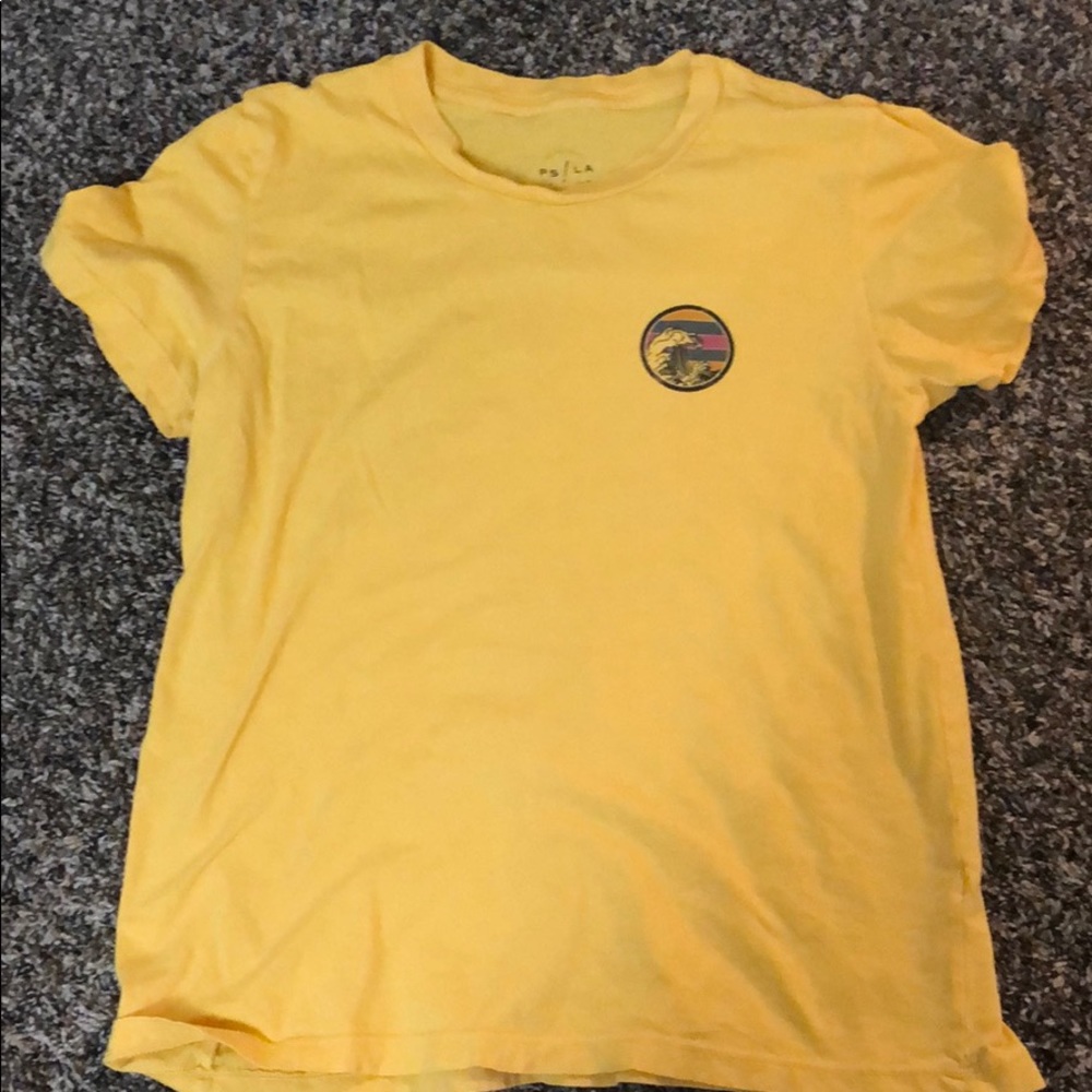 Yellow PacSun t-shirt